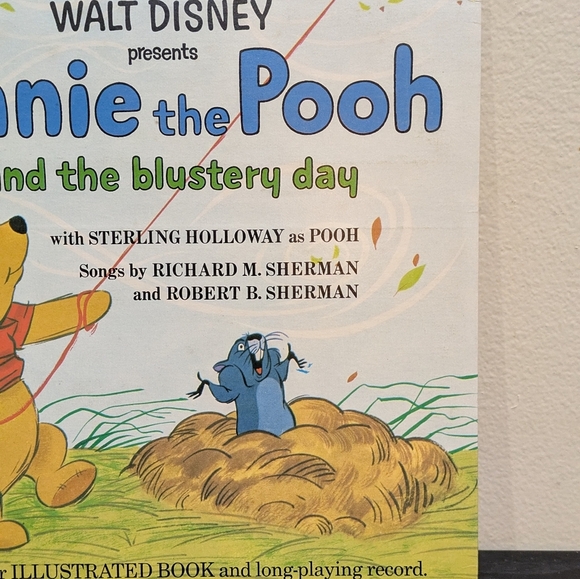 Disney Winnie the Pooh Vinyl Record - Red, Blue, Yellow 1967 - Picture 3 of 8